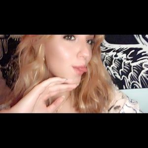 Meet your Posher, Hope